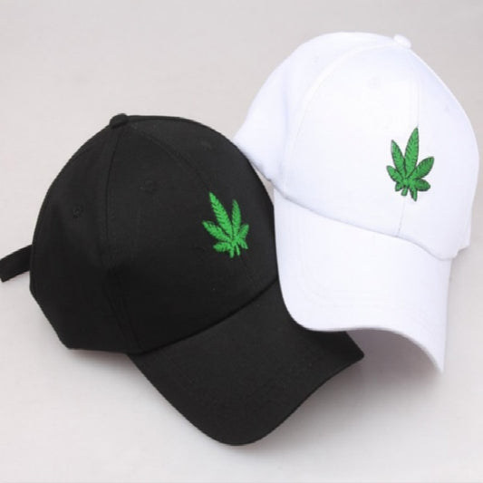 Unisex Embroidery Maple Leaf Baseball Cap