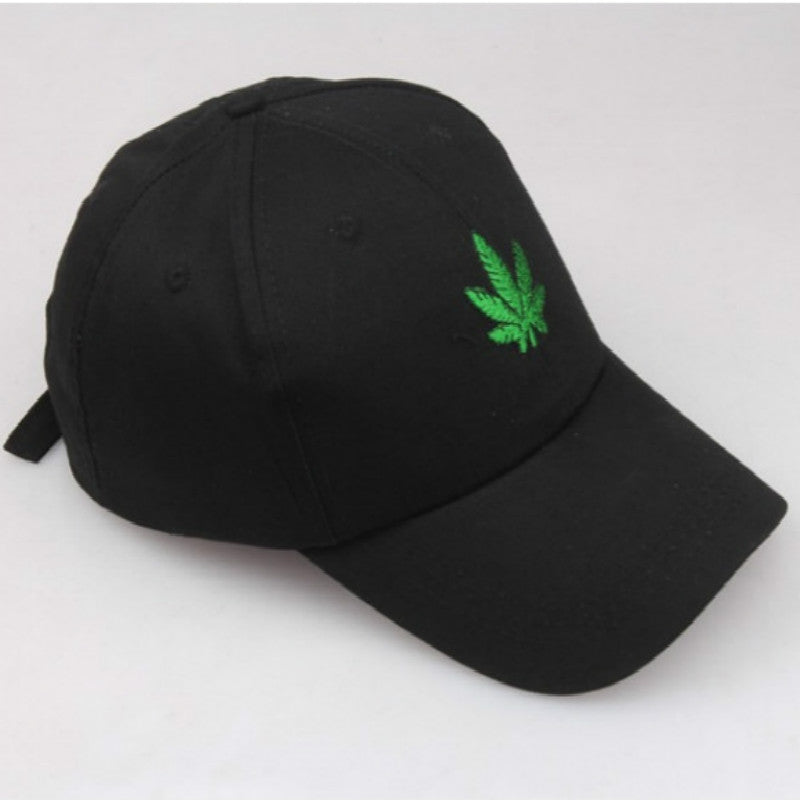 Unisex Embroidery Maple Leaf Baseball Cap